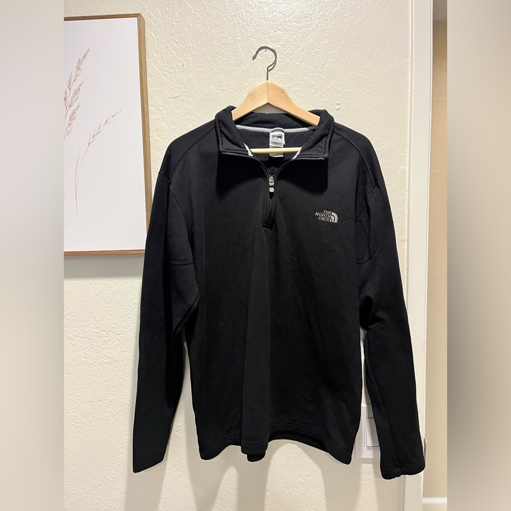 The North Face Men's TKA Stealth 1/4 Zip Lightweight Airy Thin Jacket Black L